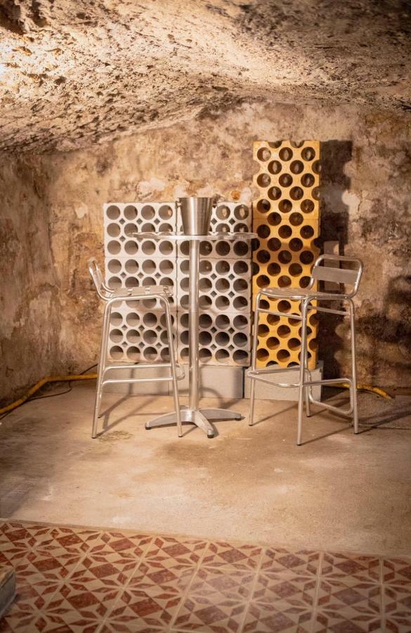 Home 12 Les Vignes Chateauneuf-du-Pape Bagian luar foto